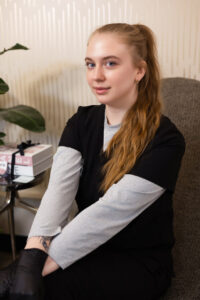 Veronika Russian Manicure Nail Artist
