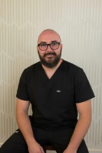 Vitalii - Nail Artist